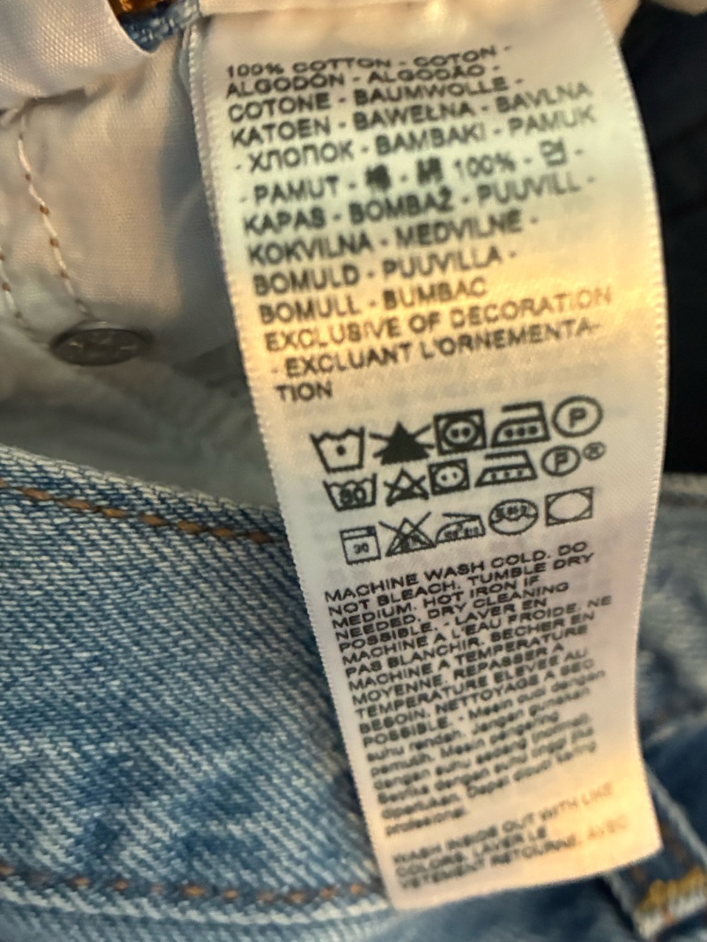 Levi’s Ribcage Wide Leg Jeans - Picture 11 of 11